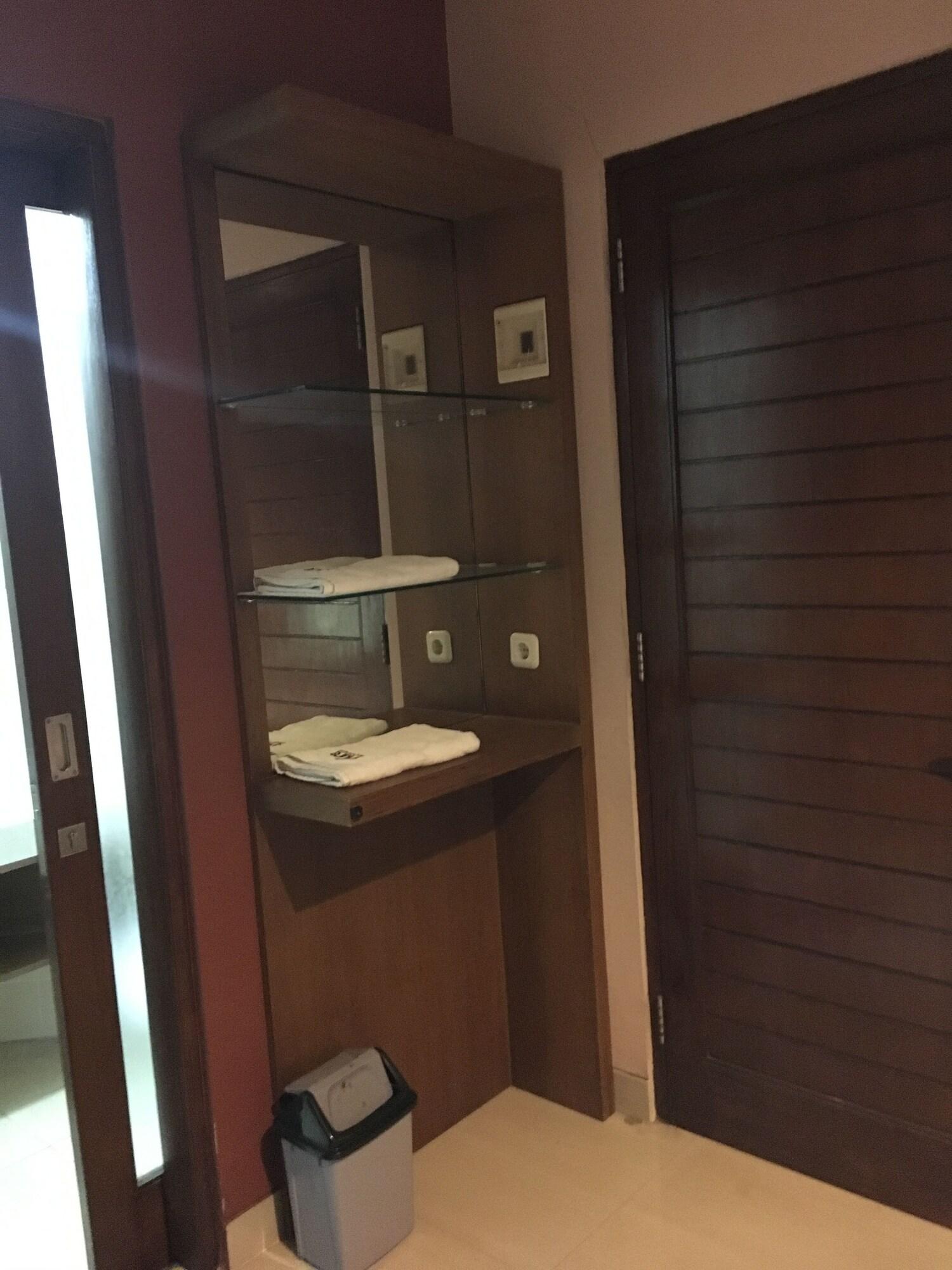 Votel Viure Hotel Jogjakarta Maguwo Zewnętrze zdjęcie