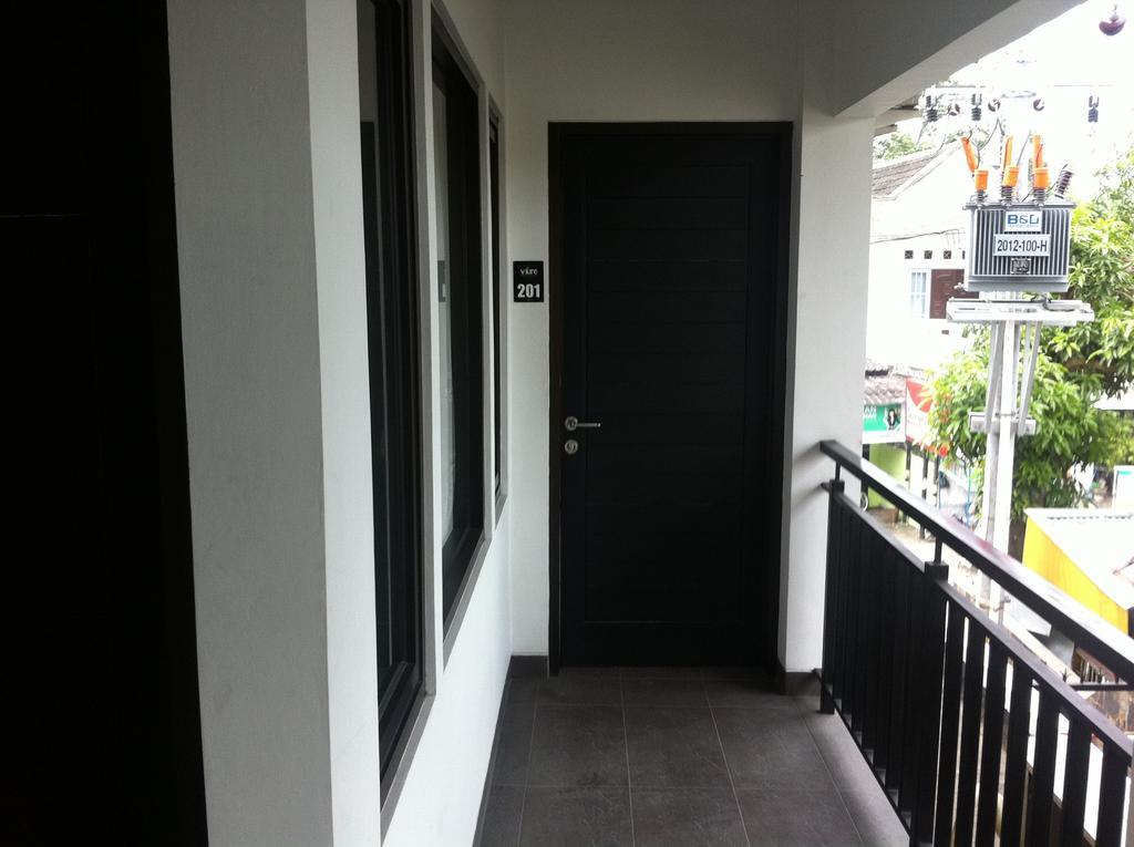 Votel Viure Hotel Jogjakarta Maguwo Zewnętrze zdjęcie