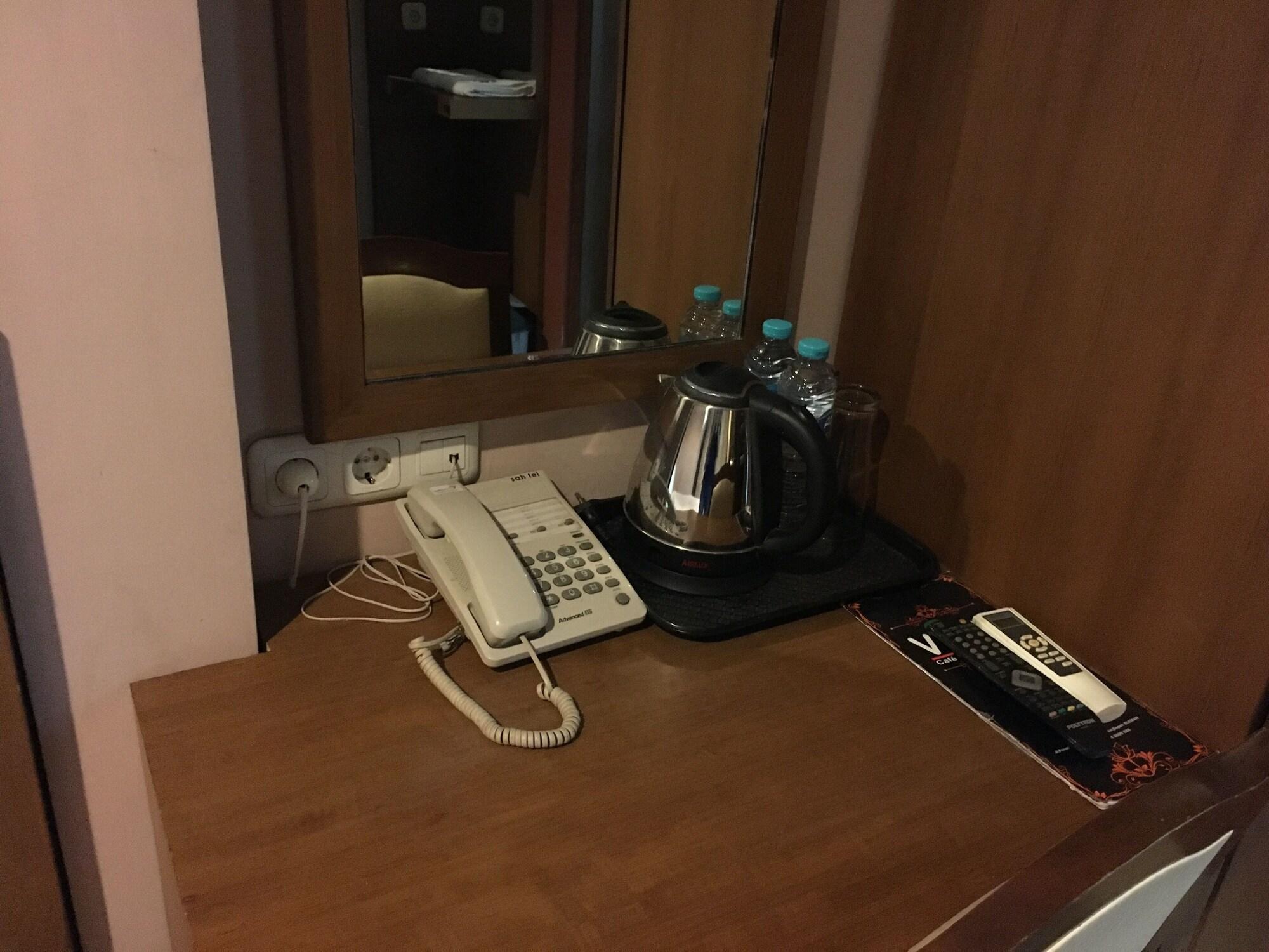 Votel Viure Hotel Jogjakarta Maguwo Zewnętrze zdjęcie