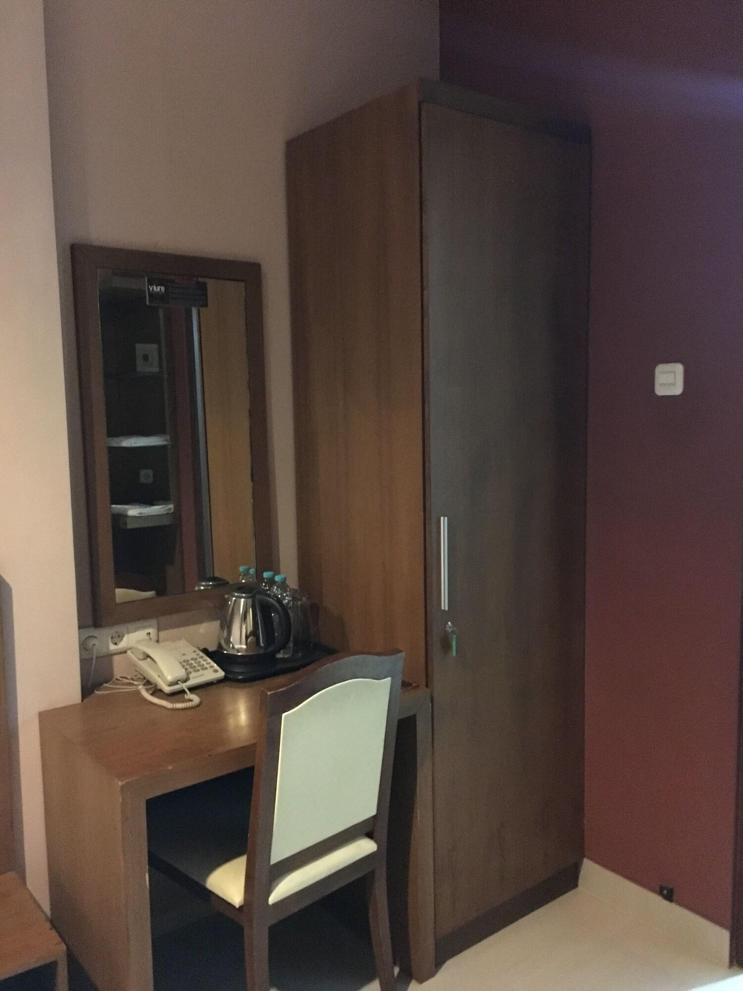 Votel Viure Hotel Jogjakarta Maguwo Zewnętrze zdjęcie