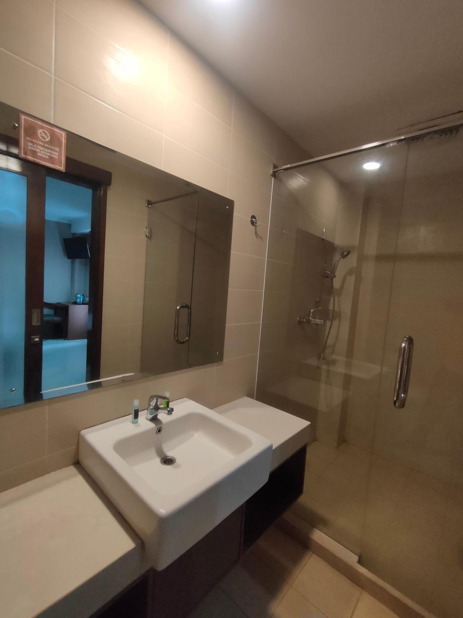 Votel Viure Hotel Jogjakarta Maguwo Zewnętrze zdjęcie