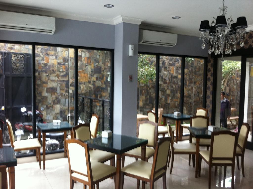 Votel Viure Hotel Jogjakarta Maguwo Zewnętrze zdjęcie